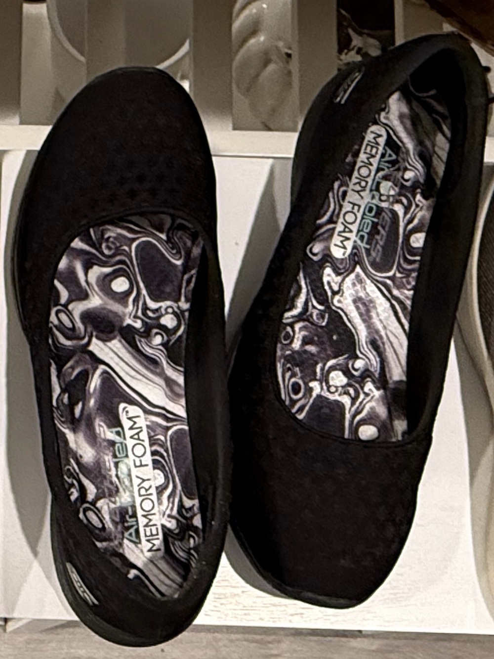 Skechers Women’s Black Memory Foam Slip-On Flats - Picture 3 of 4